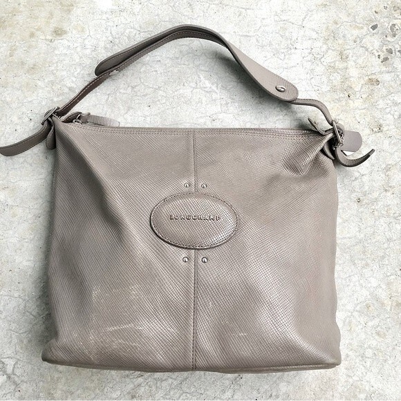 Longchamp Handbags - Longchamp Quadri Shoulder Bag Gray Textured Leather